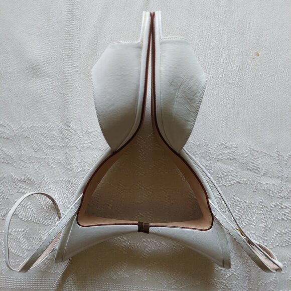 Enzo Angiolini Heels Italy, White, Size 7 - Picture 4 of 6